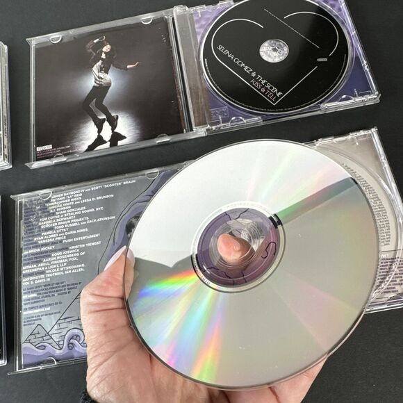 Selena Gomez‎ & Justin Bieber CDs - Lot Of 4 - Picture 11 of 13